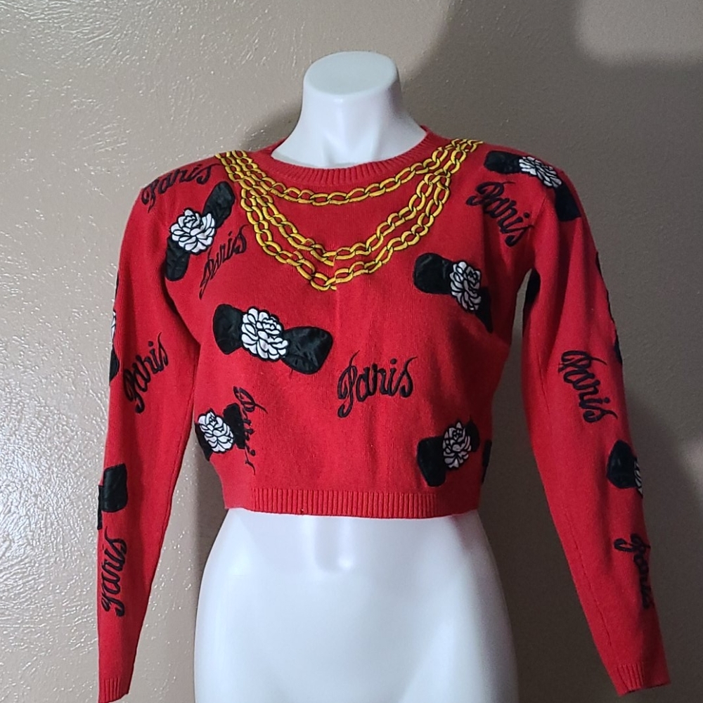 Vintage Adrienne Vittadini red/black crop sweater